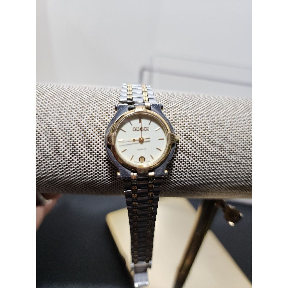 Gucci 9000L Vintage Ladies Ivory Face Watch